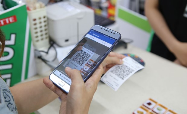 COVID-19 gives boost to e-wallet market hinh anh 1