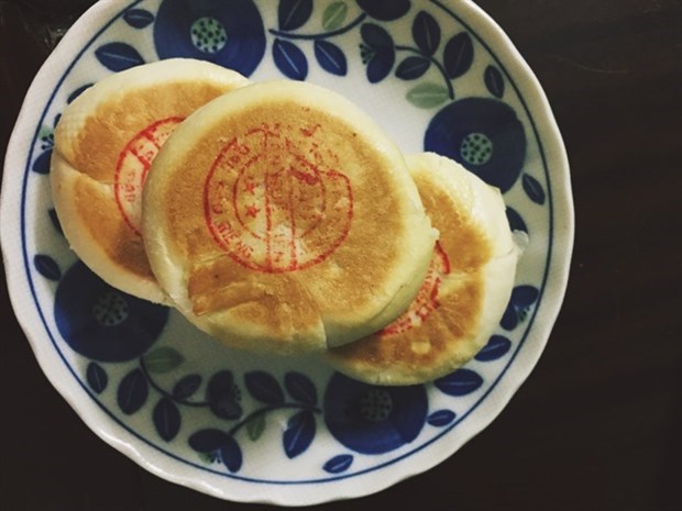 “Pia” cake – Soc Trang’s traditional sweet snack hinh anh 1