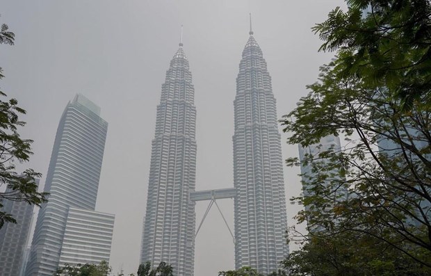 Thousands of schools in Malaysia, Indonesia close due to smog