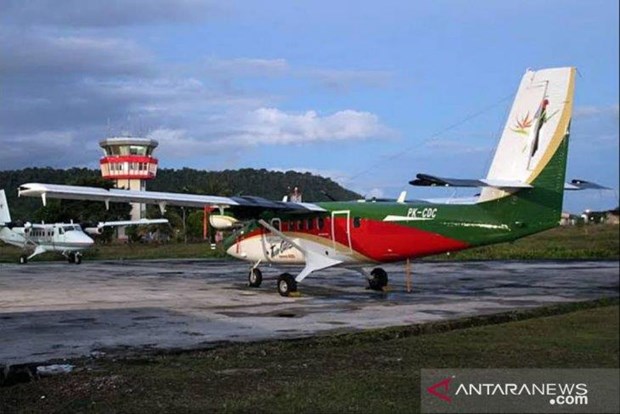 Indonesia searches for missing Twin Otter aircraft hinh anh 1