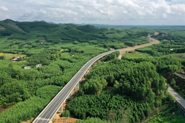North-South Expressway projects receive applications from 32 investors hinh anh 1