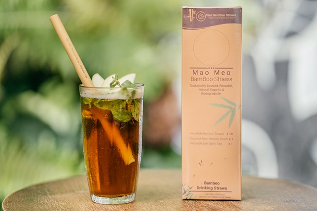 Vietnamese bamboo straws adorn world drinks hinh anh 1