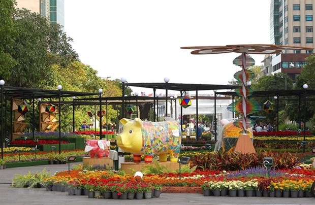HCM City: diverse activities to welcome New Year