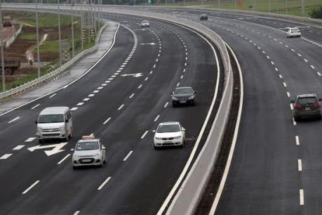 Gov't has backup plans for North-South Expressway if no investors found: minister hinh anh 1