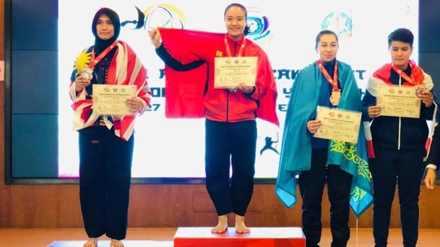 Vietnamese athlete wins gold medal at Asian Pencak Silat Championship hinh anh 1