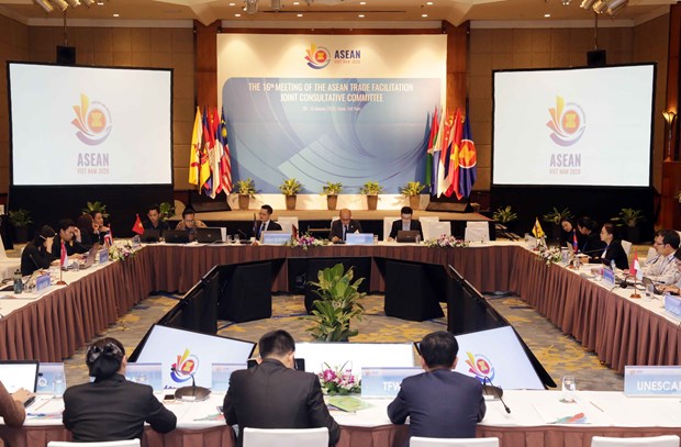ASEAN committee discusses trade facilitation in Hanoi hinh anh 1