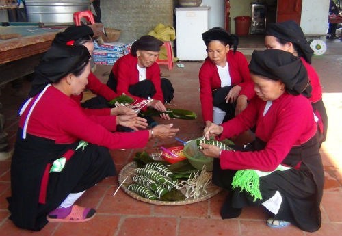 Tet of the San Diu ethnic minority group