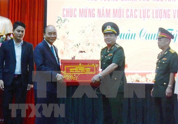 Prime Minister Nguyen Xuan Phuc makes New Year visit to Da Nang hinh anh 1