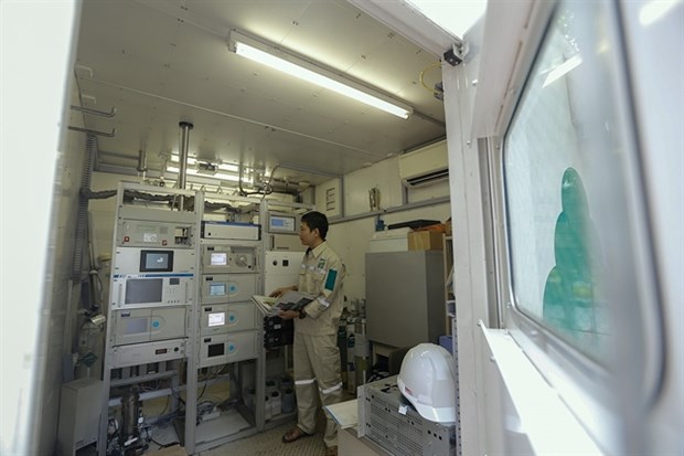 air quality monitoring stations