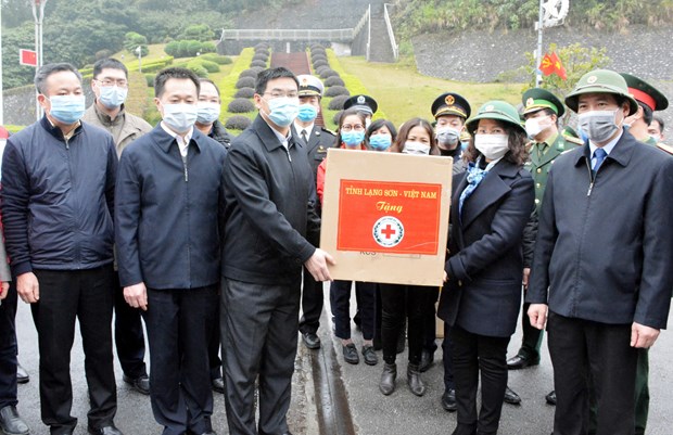 Vietnamese province assists Chinese region in nCoV fight hinh anh 1