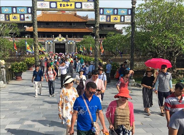 COVID-19: Travel safety standards built to revive tourism sector hinh anh 1