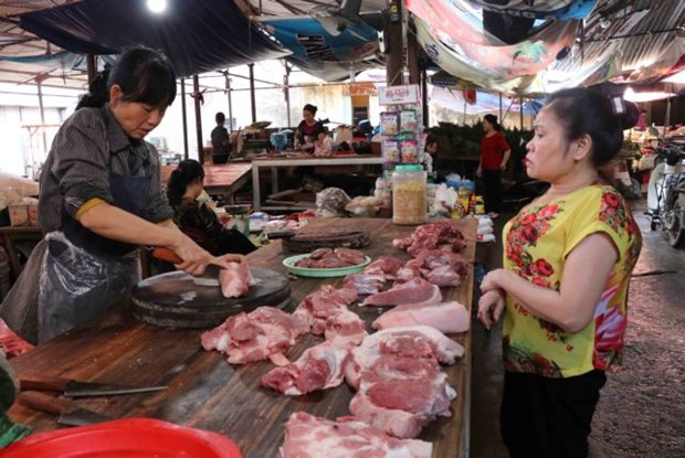 Pork market suffers from African swine fever hinh anh 1