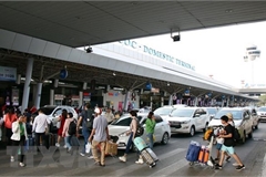 HCM City tracks five passengers on same flight as confirmed COVID-19 case