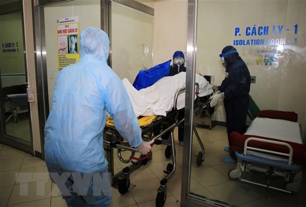 COVID-19: more passengers on same flight with 17th patient test negative