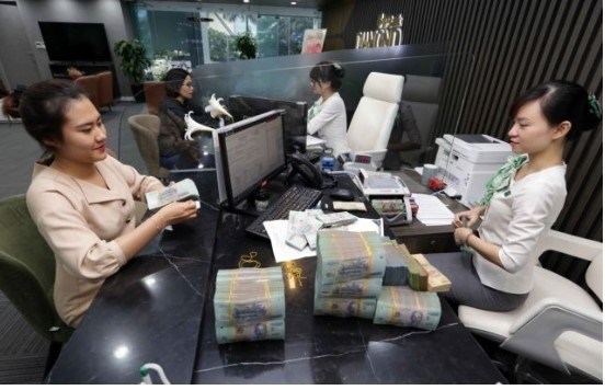 Private-equity banks cushion market