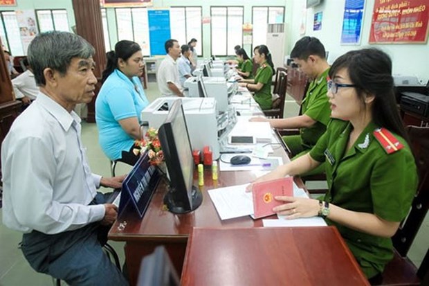 National population database to be completed next year hinh anh 1