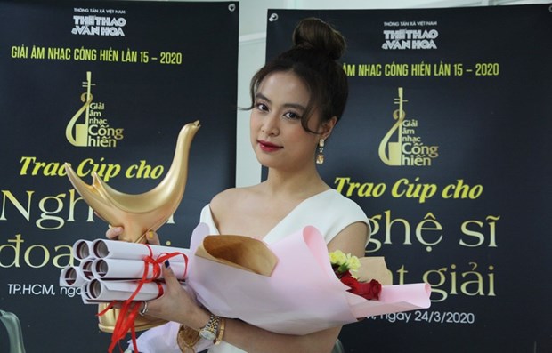 Hoang Thuy Linh wins 