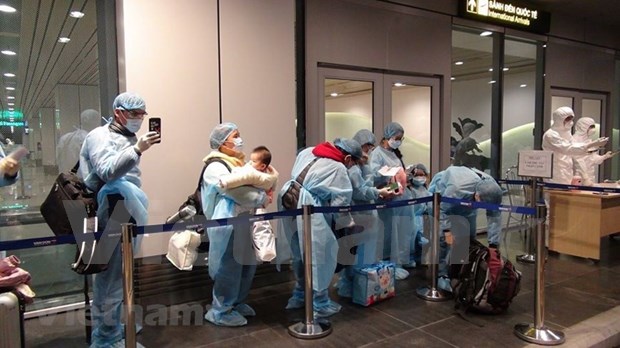 Vietnamese overseas advised to stay calm amid COVID-19 hinh anh 1