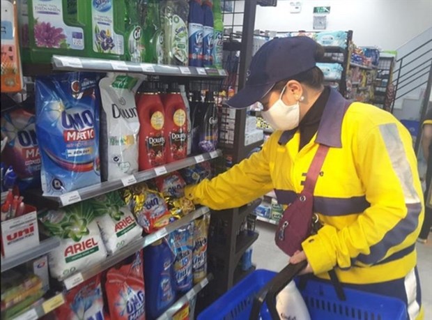 Ride-hailing apps help people buy food without going out