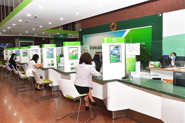 Banks maintain normal operations during national social distancing hinh anh 1