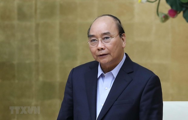 PM Nguyen Xuan Phuc orders stricter physical distancing