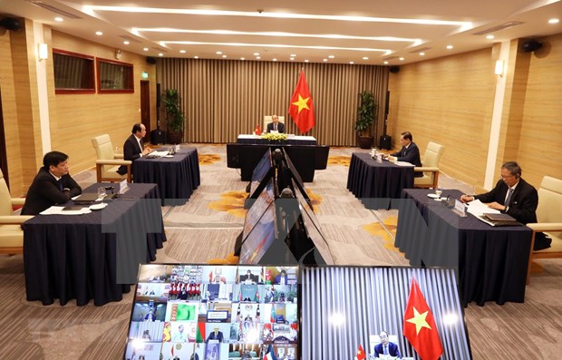 Vietnam calls for stronger NAM cooperation in COVID-19 combat hinh anh 1
