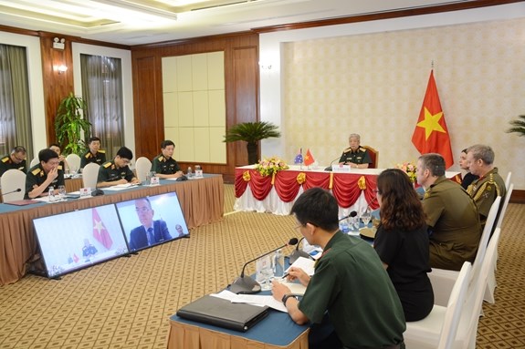 Vietnam boosts defence cooperation with Canada, Australia