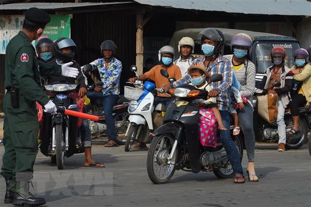 Cambodia lifts restriction on cross-border travel with Vietnam hinh anh 1