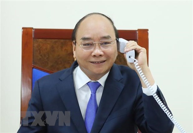 Vietnamese, Malaysian PMs hold phone talk