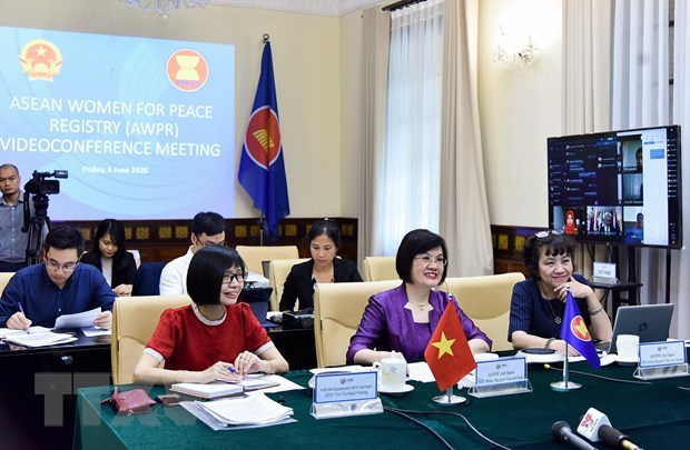 ASEAN 2020: Joining hands to empower women