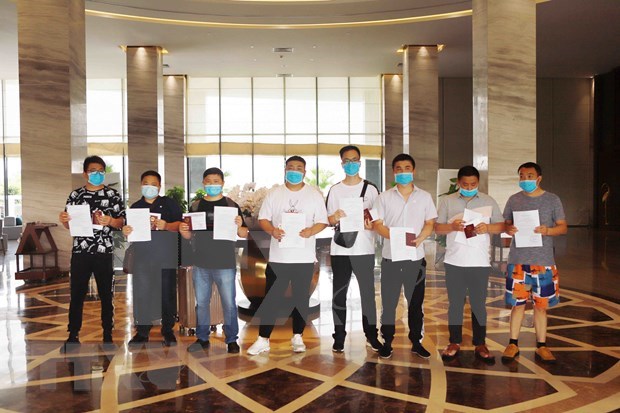 Vietnam sees no new community COVID-19 infections since April 16 hinh anh 1