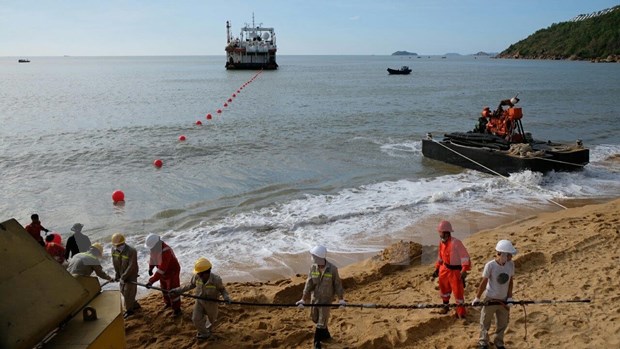 VNPT-invested undersea cable connected to Vietnam hinh anh 1