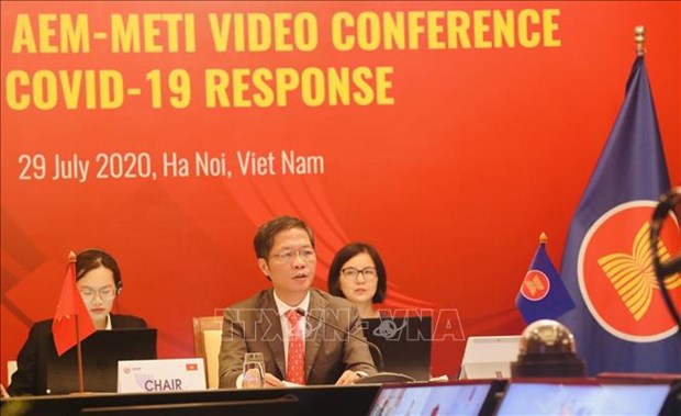 ASEAN, Japan adopt COVID-19 economic resilience action plan hinh anh 1
