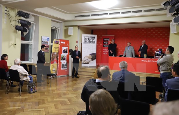 German journalist launches book on Ho Chi Minh’s political biography in Berlin