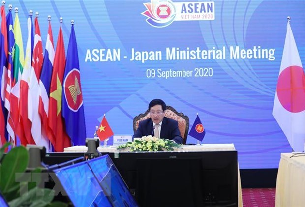 ASEAN steps up cooperation with China, Japan, RoK hinh anh 3
