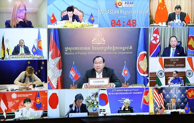 AMM 53: Cambodia reiterates stance on East Sea issue hinh anh 1