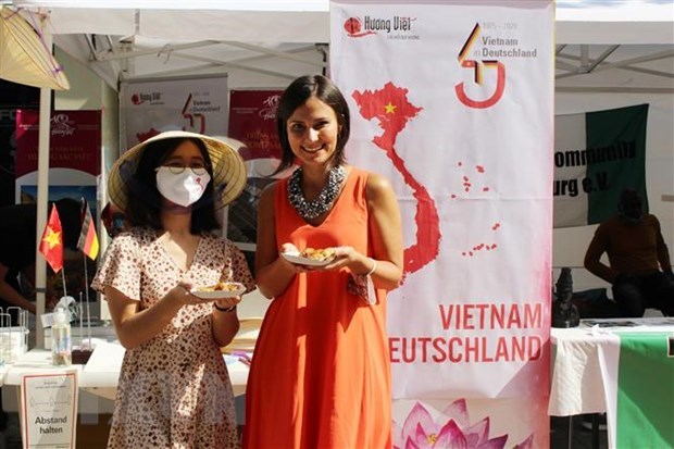 Vietnam’s image popularised at multicultural festival in Germany hinh anh 1