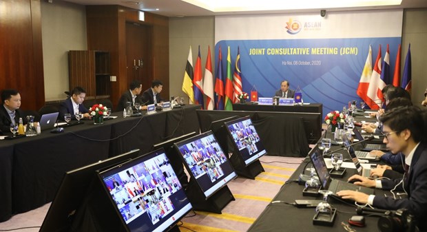 Preparations for 37th ASEAN Summit discussed at Joint Consultative Meeting hinh anh 1