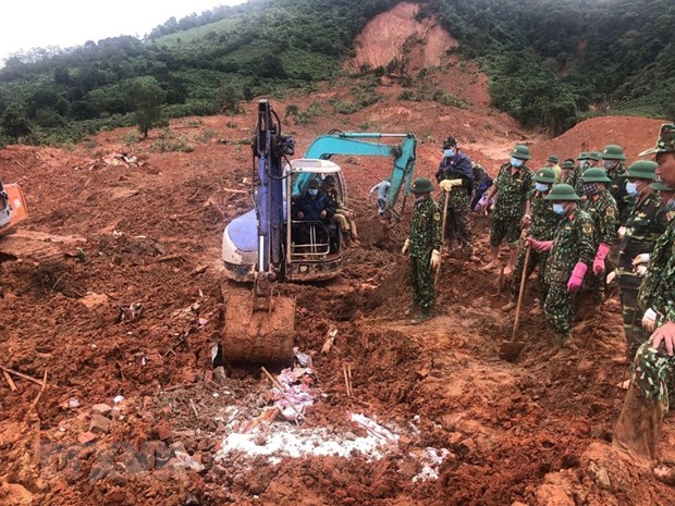 All 22 bodies in Quang Tri's landslide recovered hinh anh 1