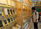 Mobile phone retailers shift to other services as market saturated
