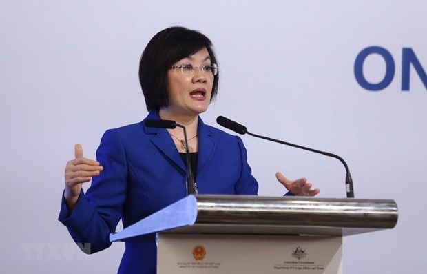 ASEAN Women Leaders’ Summit encourages women to prove their role hinh anh 1