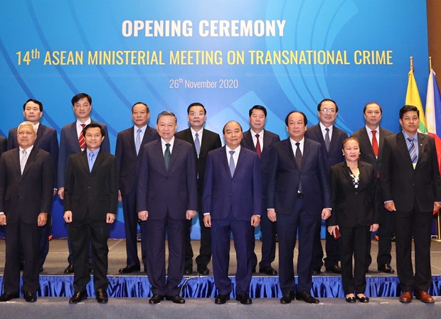 ASEAN ministers gather to discuss transnational crime fight hinh anh 1