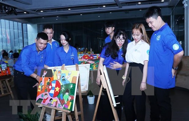 Vietnam, Cuba write new pages in glorious history hinh anh 3