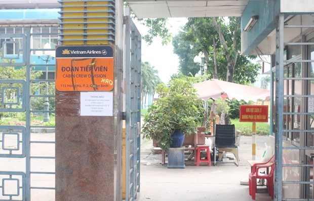 Flight attendant prosecuted for spreading contagious disease to others hinh anh 1