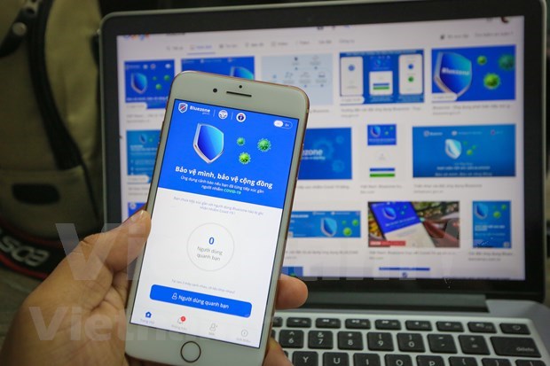 IT companies help to fight pandemic with technology hinh anh 1