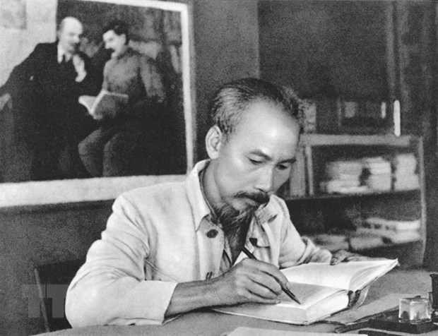 Book introduces Ho Chi Minh’s selected works on systemic racism
