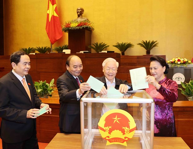 Vuong Dinh Hue elected as Chairman of NA, National Election Council hinh anh 2