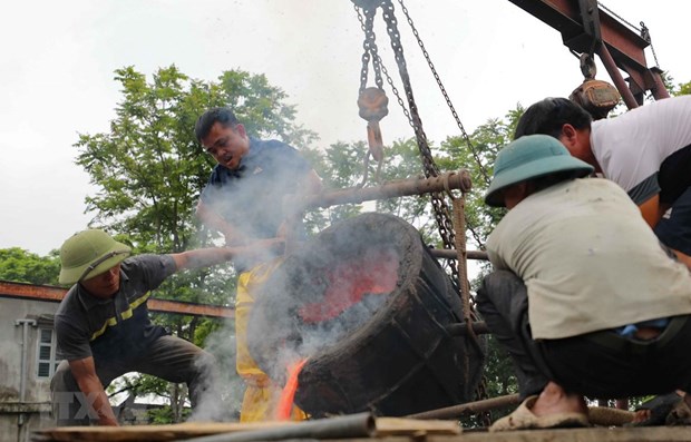 Around 300-kg bronze drum being made to mark national elections