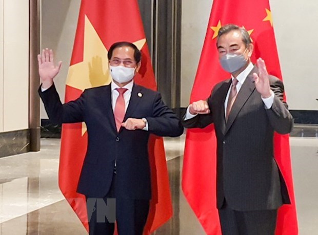 Vietnamese, Chinese Foreign Ministers hold talks