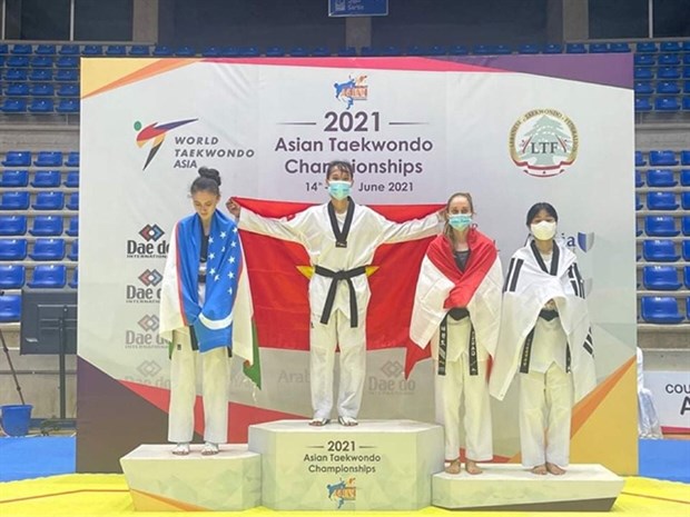 Vietnam win gold, silver at Asian Taekwondo Championship hinh anh 1